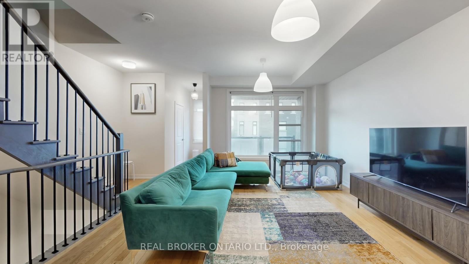 2508 Castlegate Crossing, Pickering, ON - Indoor