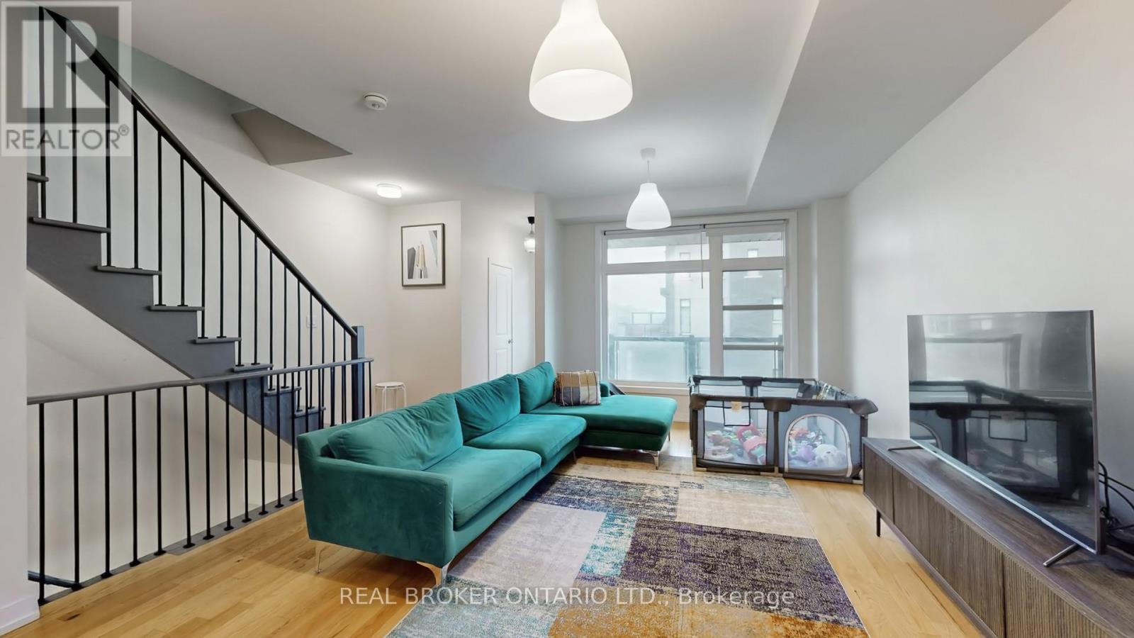 2508 Castlegate Crossing, Pickering, ON - Indoor