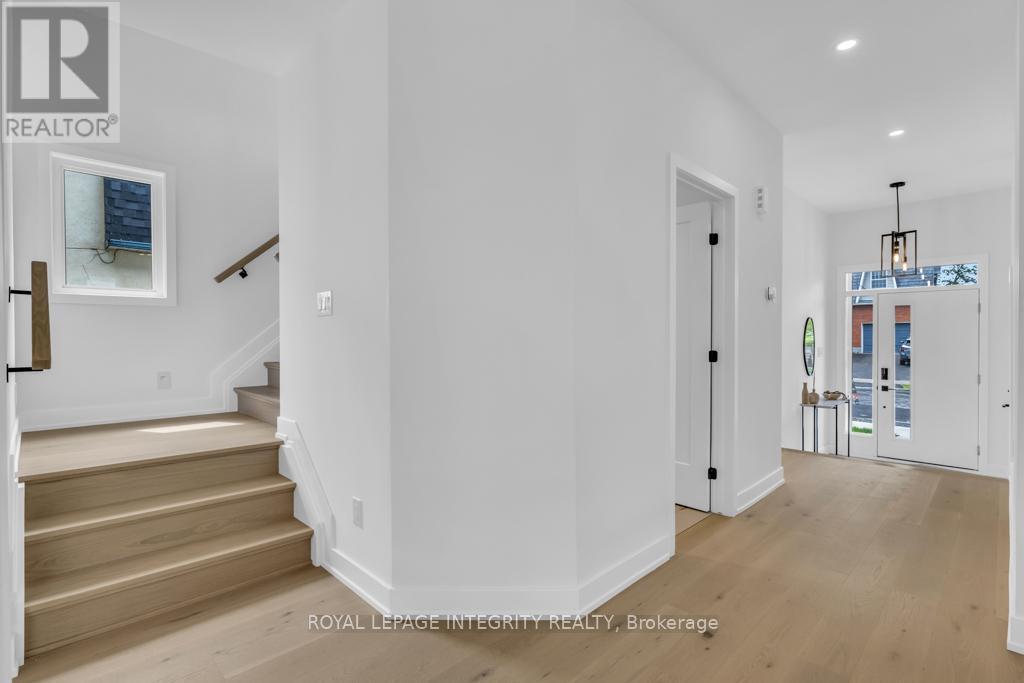 278 Spencer Street, Ottawa, ON - Indoor Photo Showing Other Room