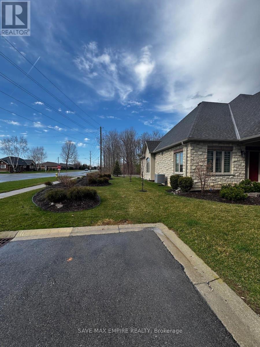 404 - 5 Wood Haven Drive, Tillsonburg, ON