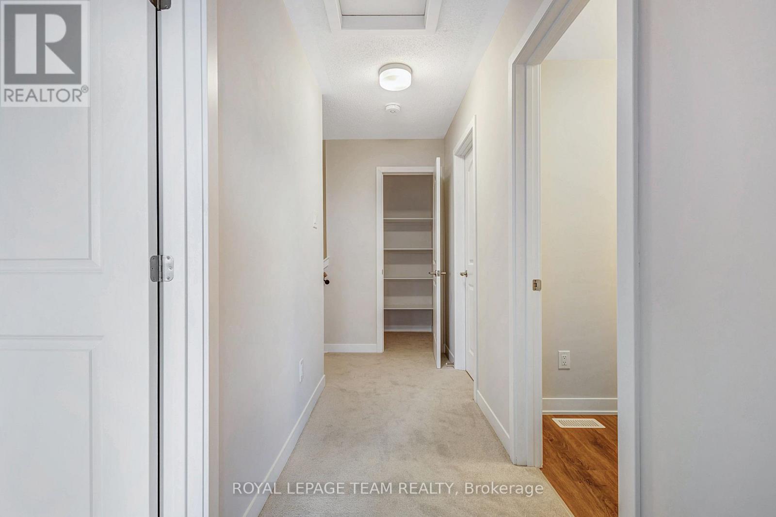 1004 Elixir Place, Ottawa, ON - Indoor Photo Showing Other Room