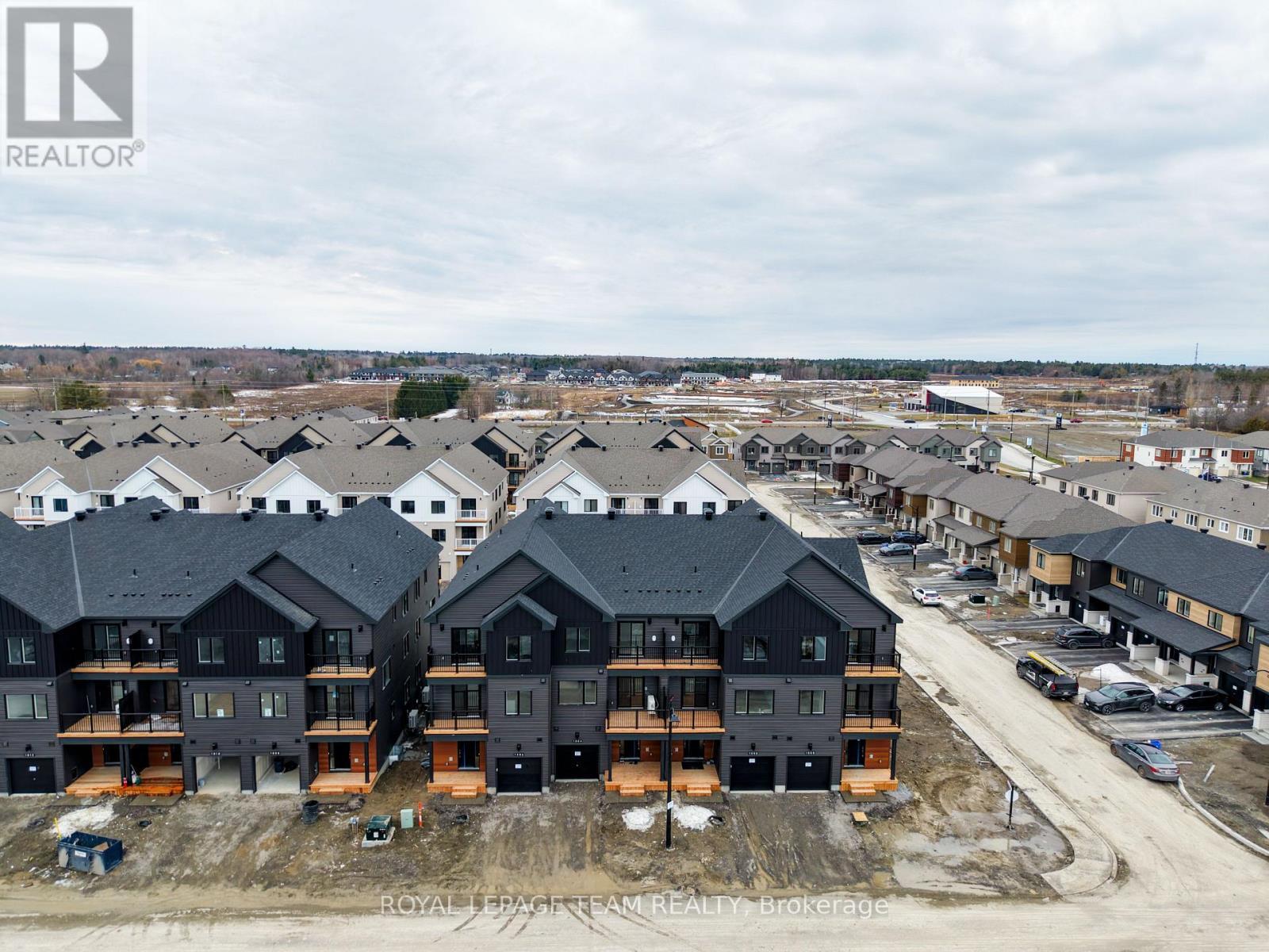 1004 Elixir Place, Ottawa, ON - Outdoor