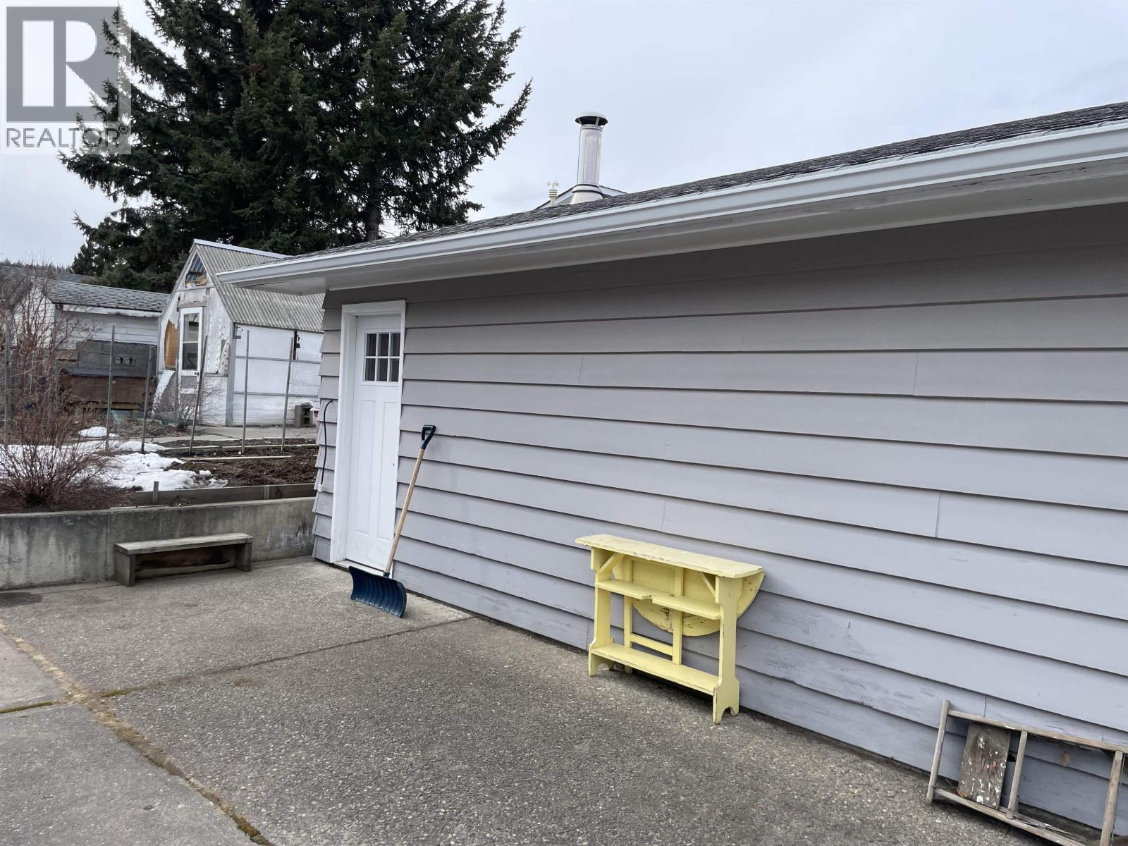 2498 Devonshire Crescent, Prince George, BC - Outdoor With Exterior