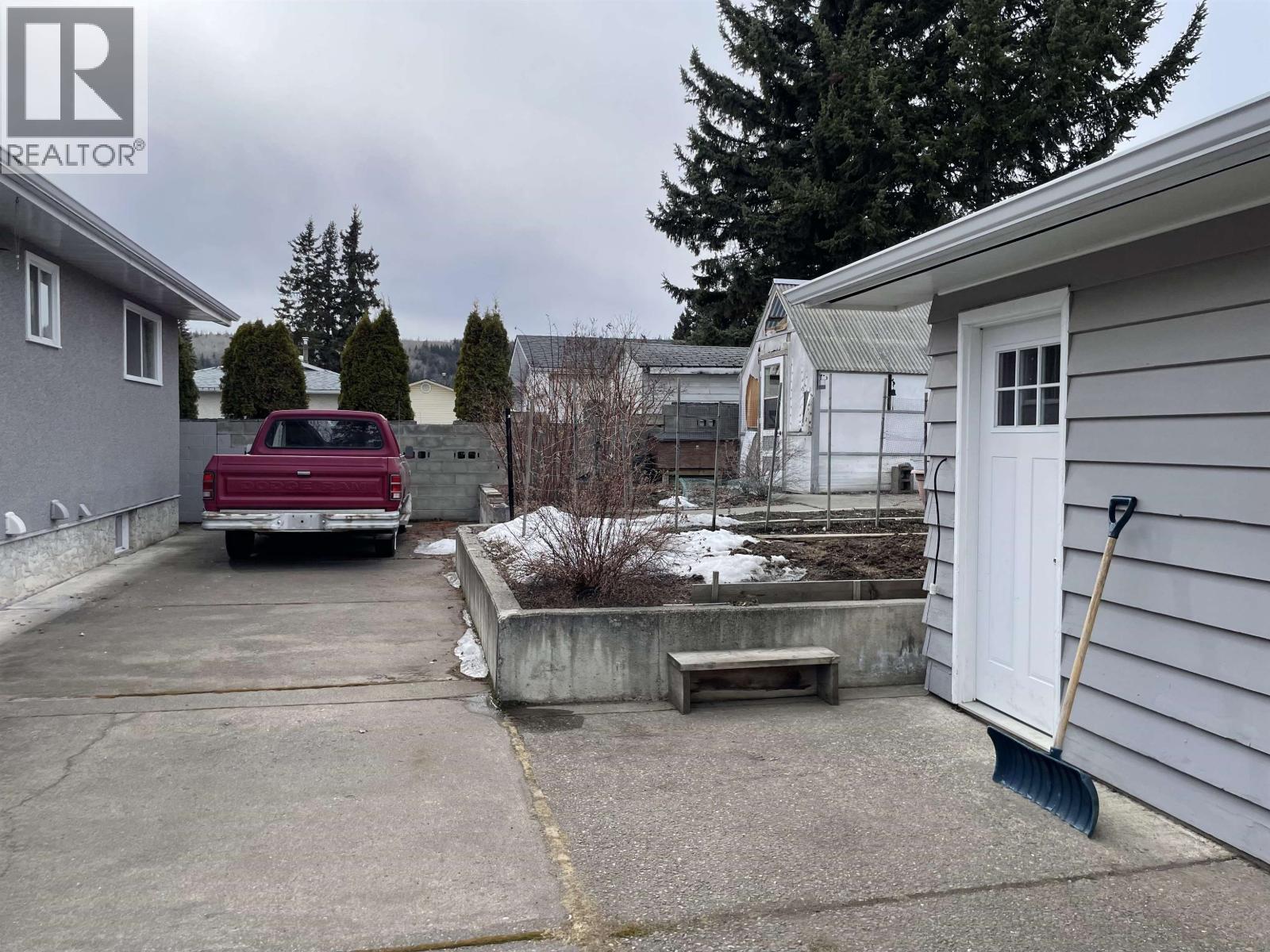 2498 Devonshire Crescent, Prince George, BC - Outdoor With Exterior