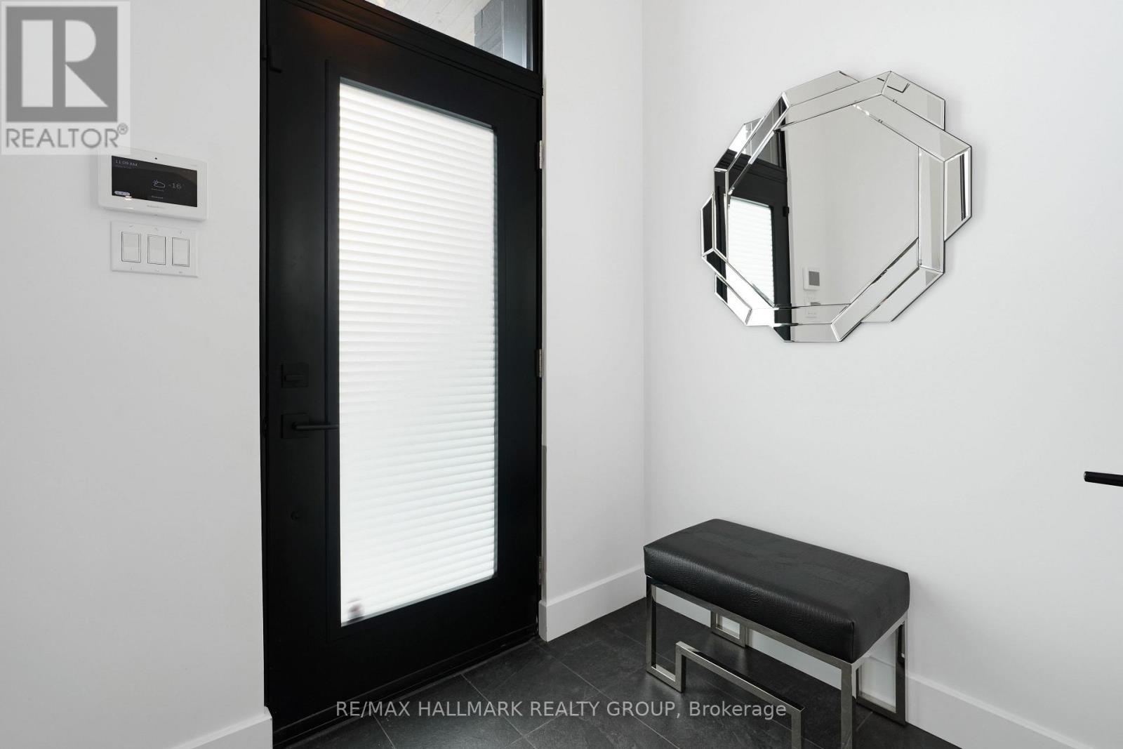 Main Level - Foyer - 2167 Rice Avenue, Ottawa, ON - Indoor Photo Showing Other Room