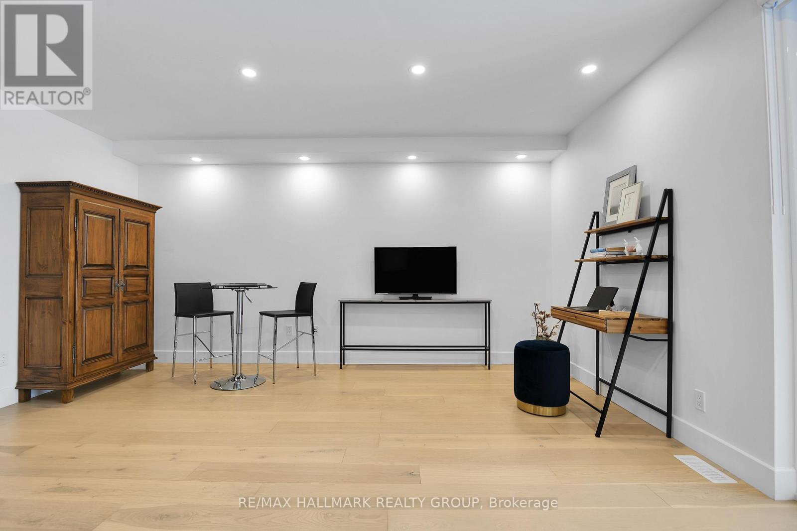 Lower level - Media room/Gym - 2167 Rice Avenue, Ottawa, ON - Indoor Photo Showing Other Room