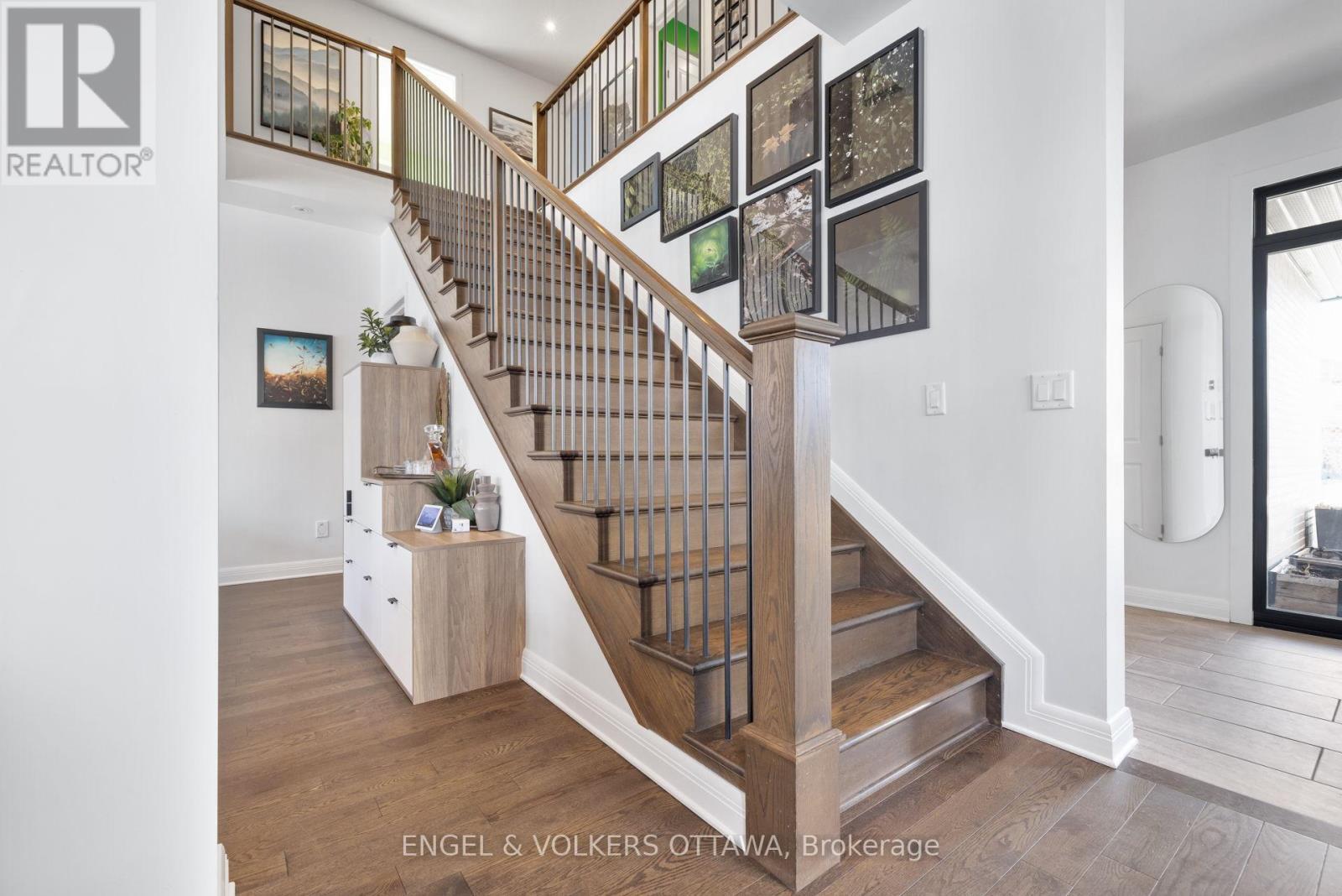 157 Avro Circle, Ottawa, ON - Indoor Photo Showing Other Room