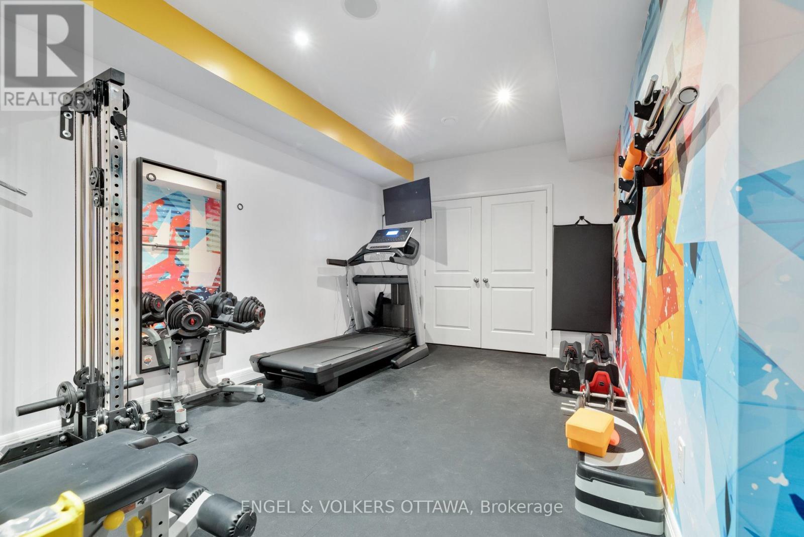 157 Avro Circle, Ottawa, ON - Indoor Photo Showing Gym Room