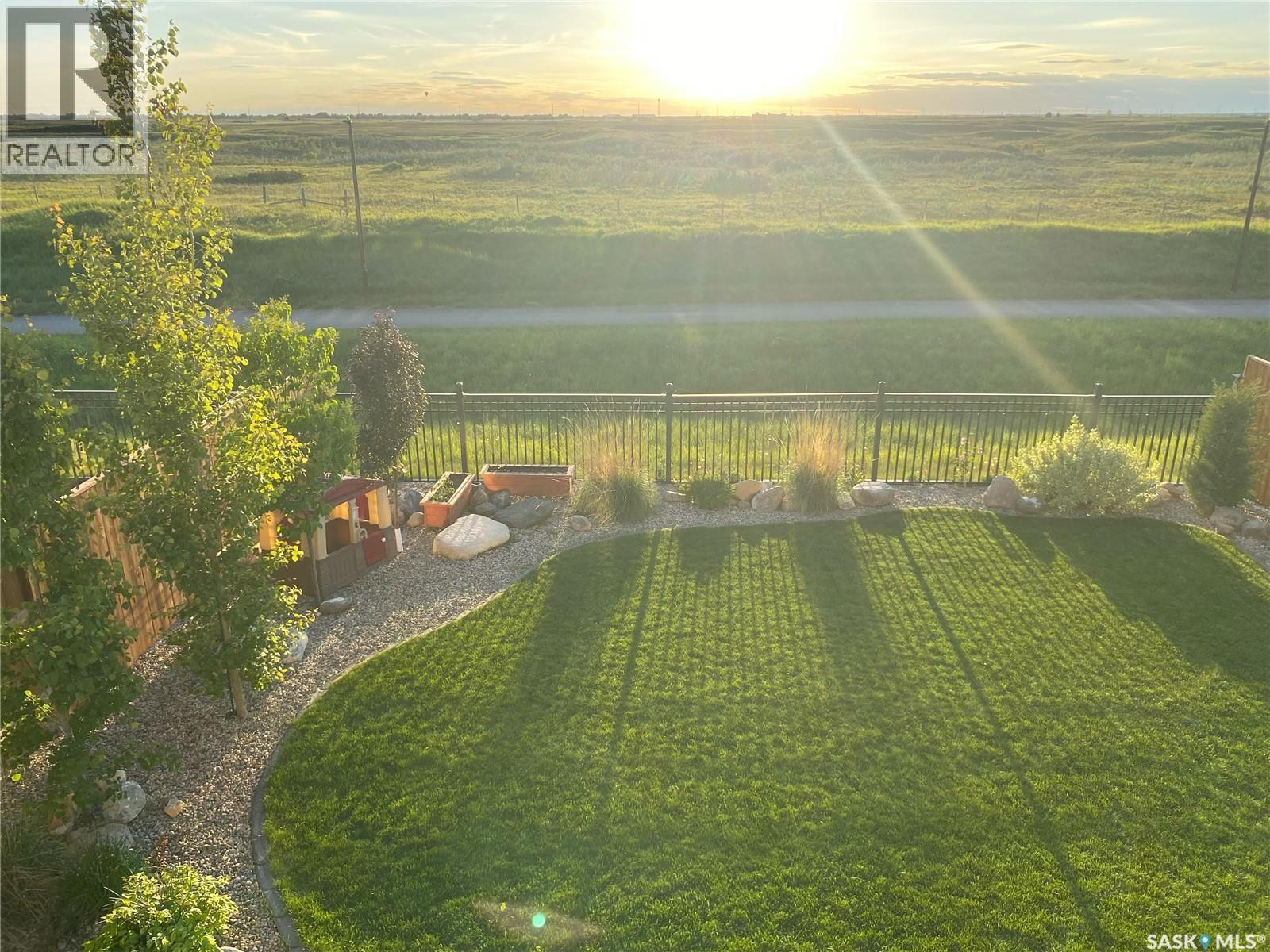 619 Fast Crescent, Saskatoon, SK - Outdoor With View