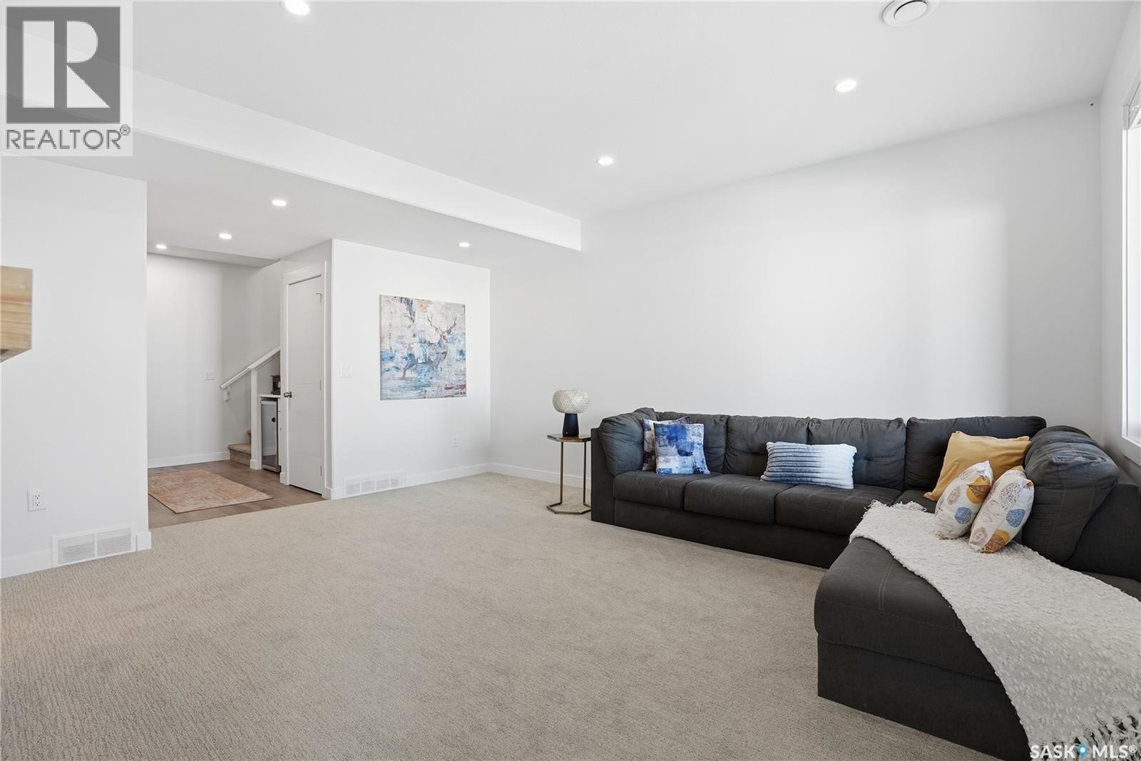 619 Fast Crescent, Saskatoon, SK - Indoor