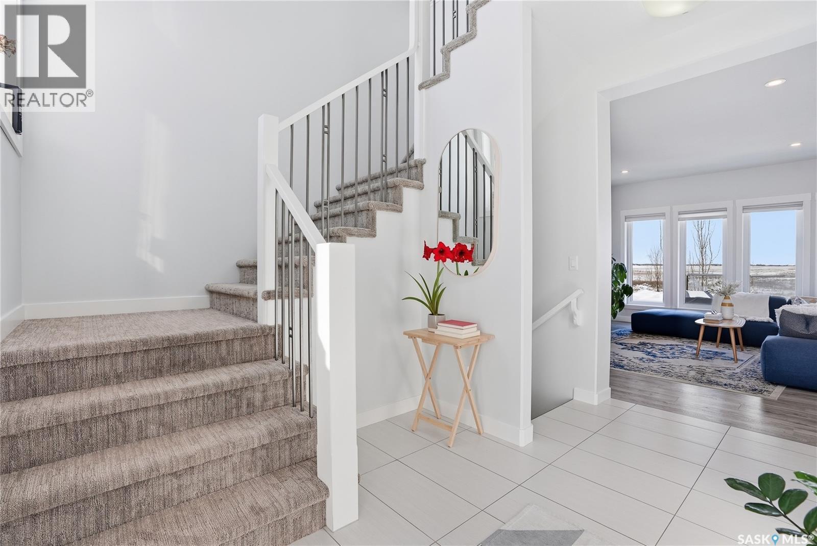 619 Fast Crescent, Saskatoon, SK - Indoor Photo Showing Other Room