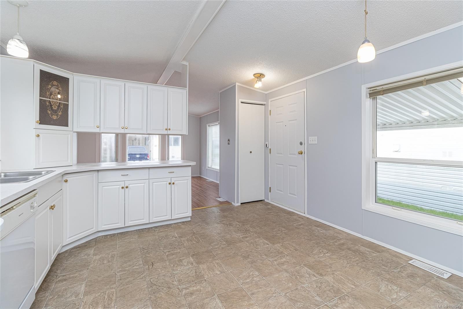 #320-2885 Boys Rd, Duncan, BC