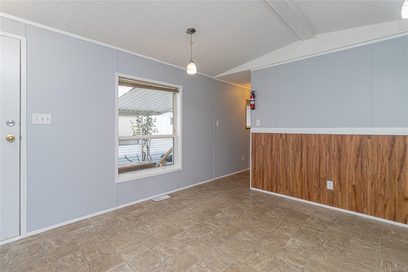 #320-2885 Boys Rd, Duncan, BC