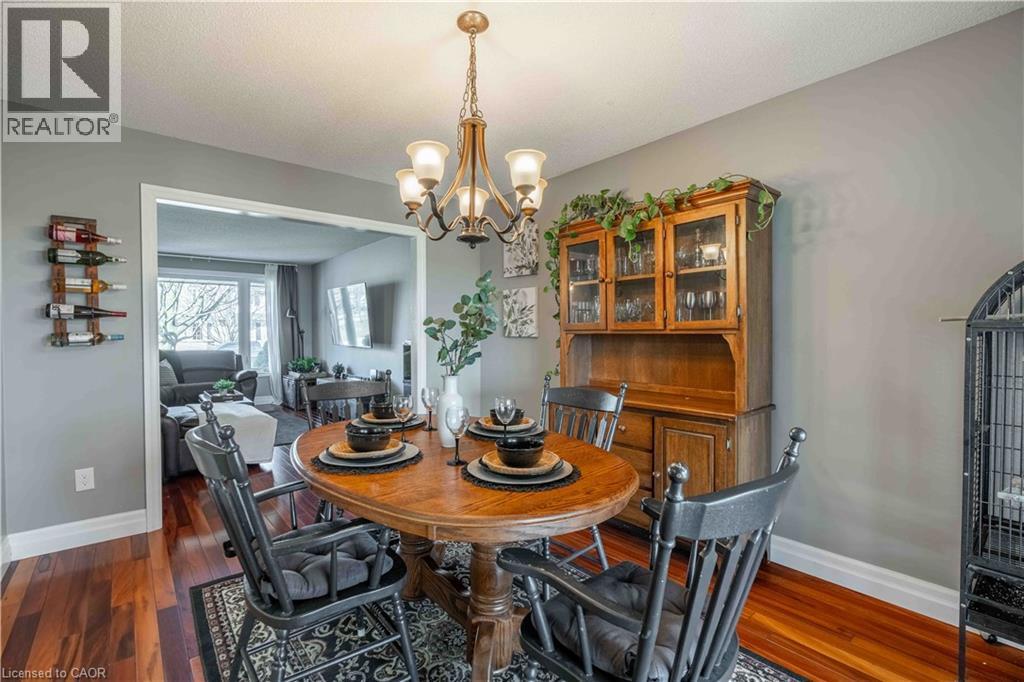 16 Clansman Crescent, Caledonia, ON - Indoor Photo Showing Dining Room