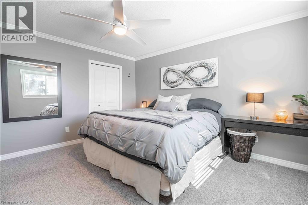 16 Clansman Crescent, Caledonia, ON - Indoor Photo Showing Bedroom