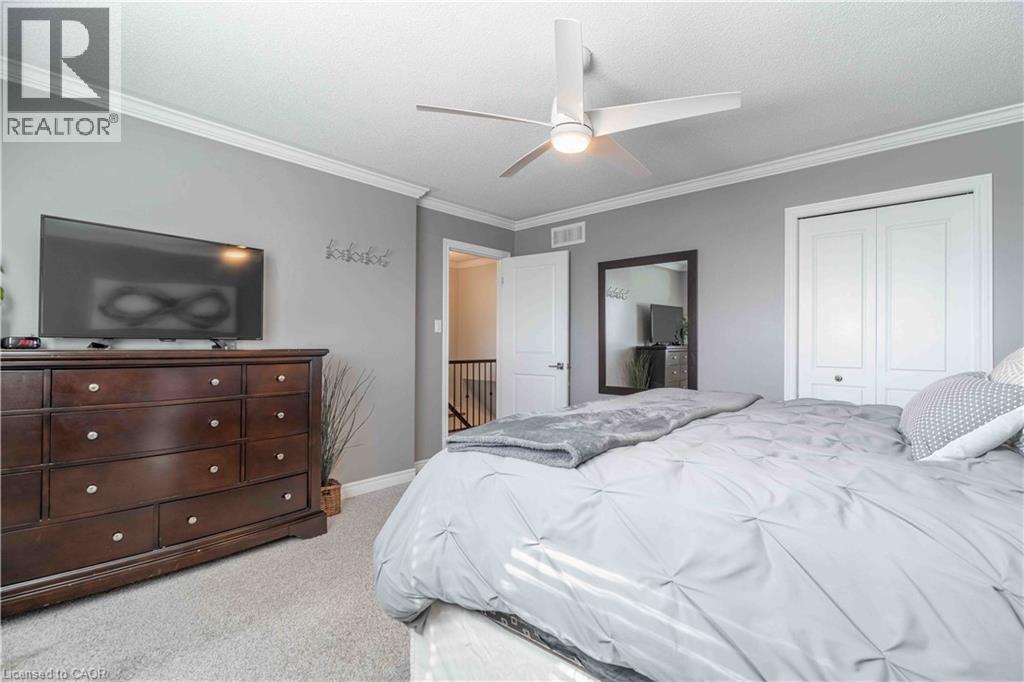 16 Clansman Crescent, Caledonia, ON - Indoor Photo Showing Bedroom