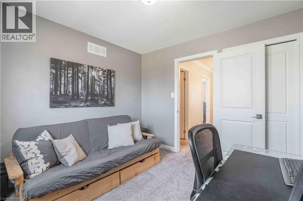 16 Clansman Crescent, Caledonia, ON - Indoor Photo Showing Office