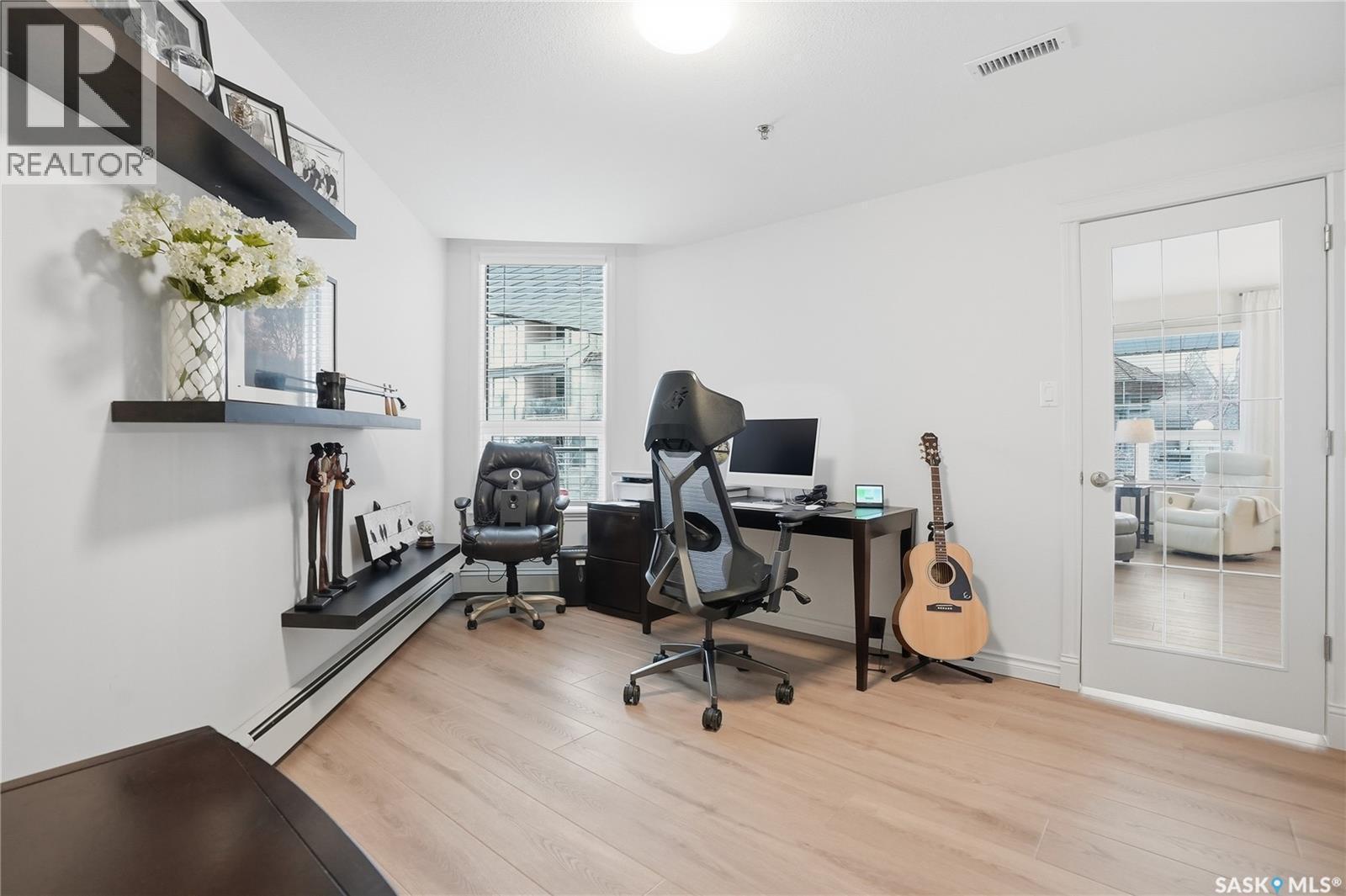 111 619 Saskatchewan Crescent W, Saskatoon, SK - Indoor Photo Showing Office