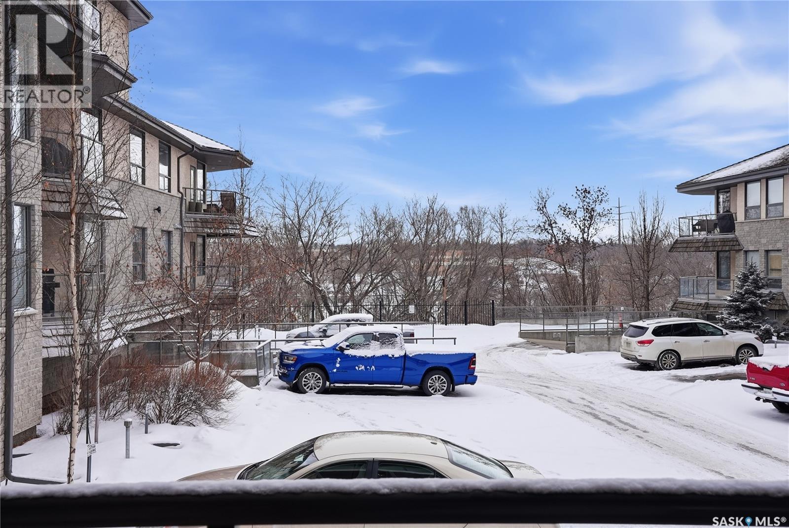 111 619 Saskatchewan Crescent W, Saskatoon, SK - Outdoor