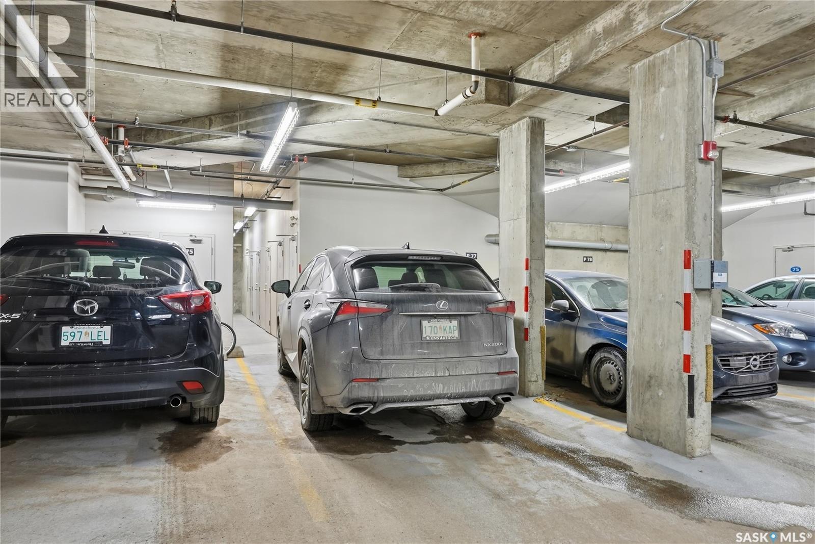 111 619 Saskatchewan Crescent W, Saskatoon, SK - Indoor Photo Showing Garage