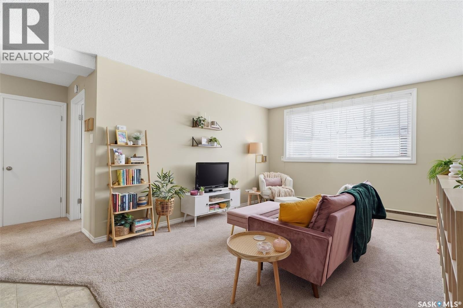 6 2 Summers Place, Saskatoon, SK - Indoor