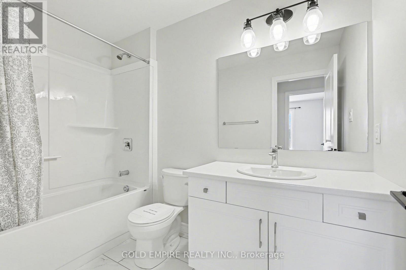 373 Callaway Road, London North (North R), ON - Indoor Photo Showing Bathroom