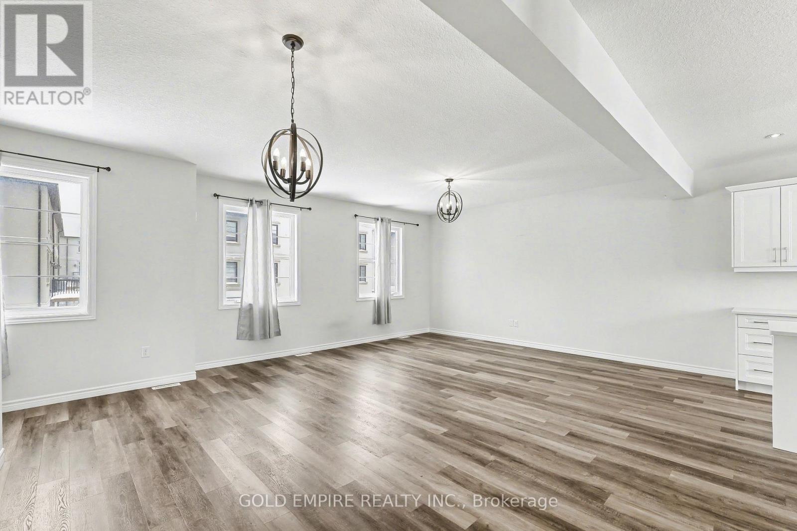 373 Callaway Road, London North (North R), ON - Indoor