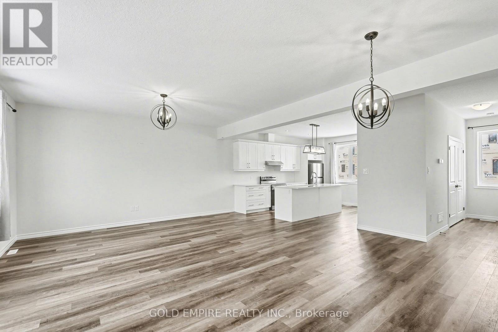 373 Callaway Road, London North (North R), ON - Indoor Photo Showing Kitchen