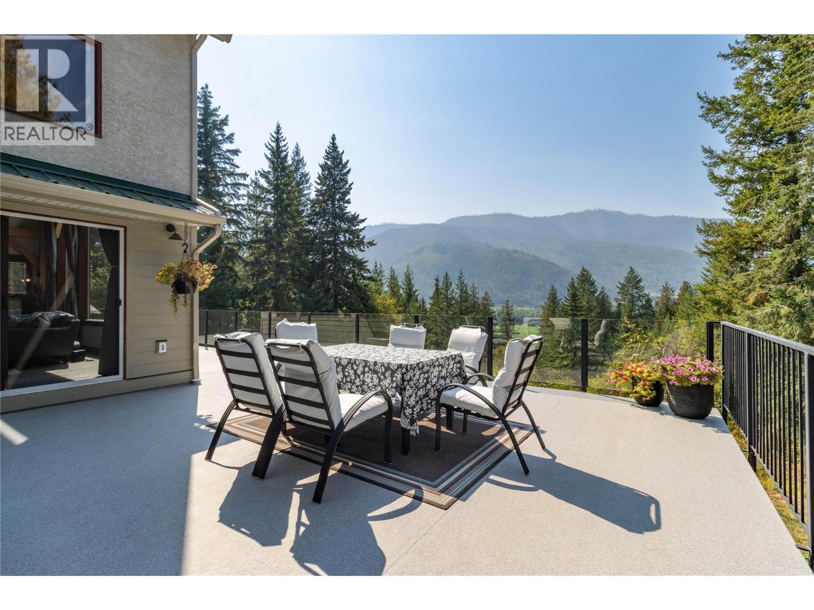 1403 Notch Hill Road, Sorrento, BC - Outdoor With Deck Patio Veranda