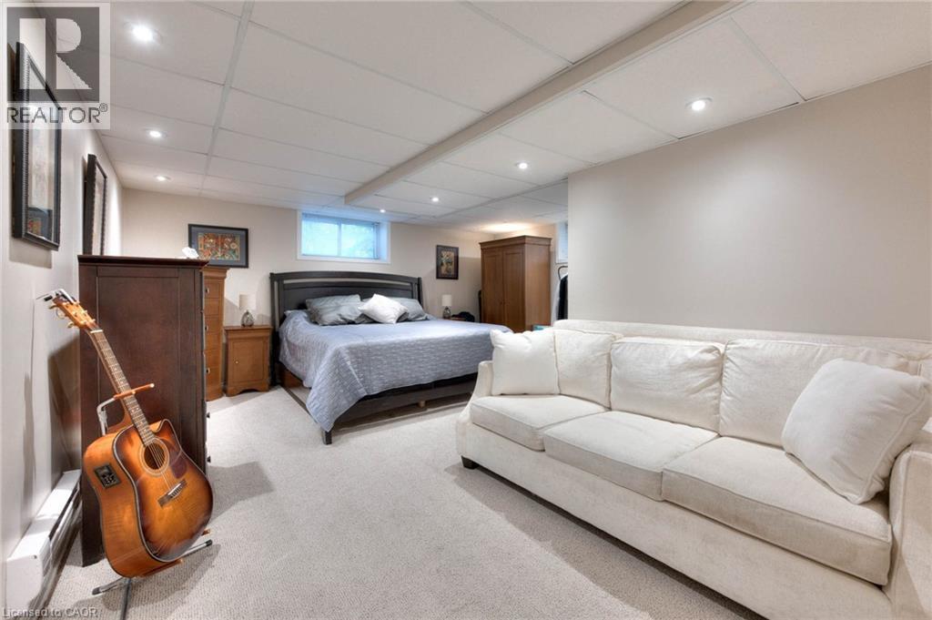 243 Lincoln Road, Waterloo, ON - Indoor