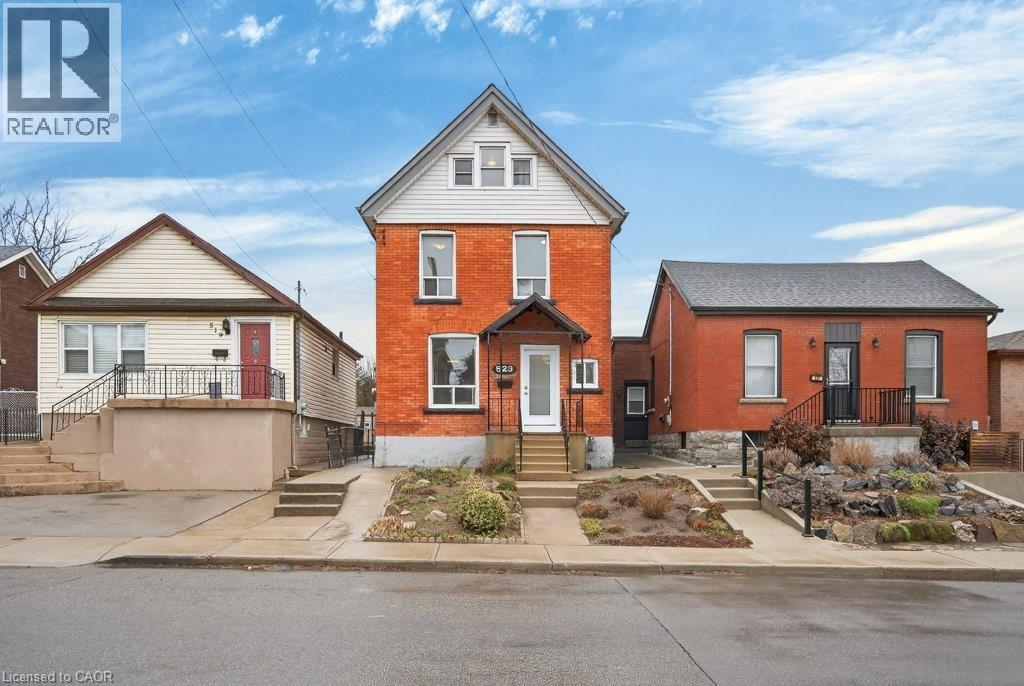 523 Catharine Street N, Hamilton, ON - Outdoor With Facade