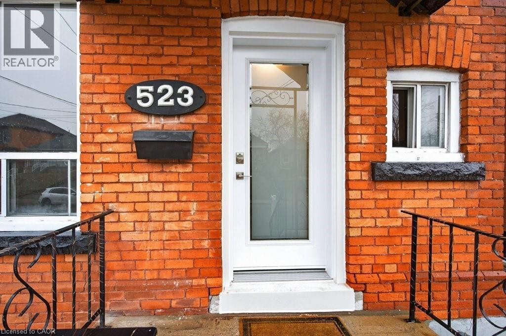 523 Catharine Street N, Hamilton, ON - Outdoor With Exterior