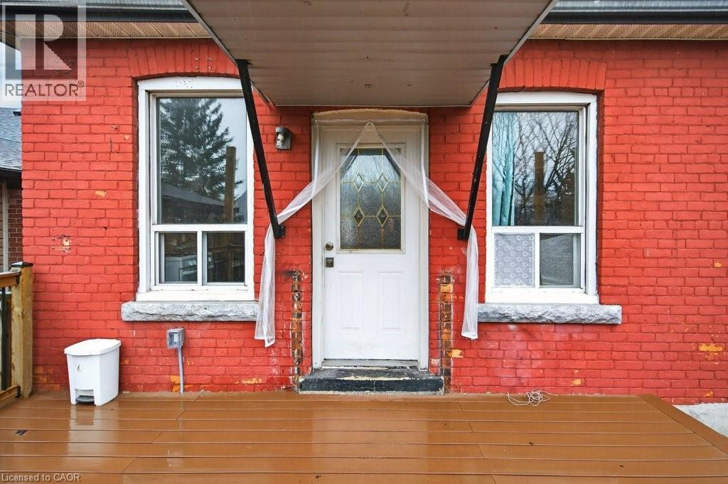 523 Catharine Street N, Hamilton, ON - Outdoor With Exterior