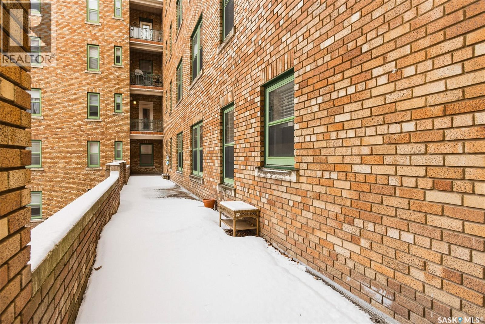 214 2305 Victoria Avenue, Regina, SK