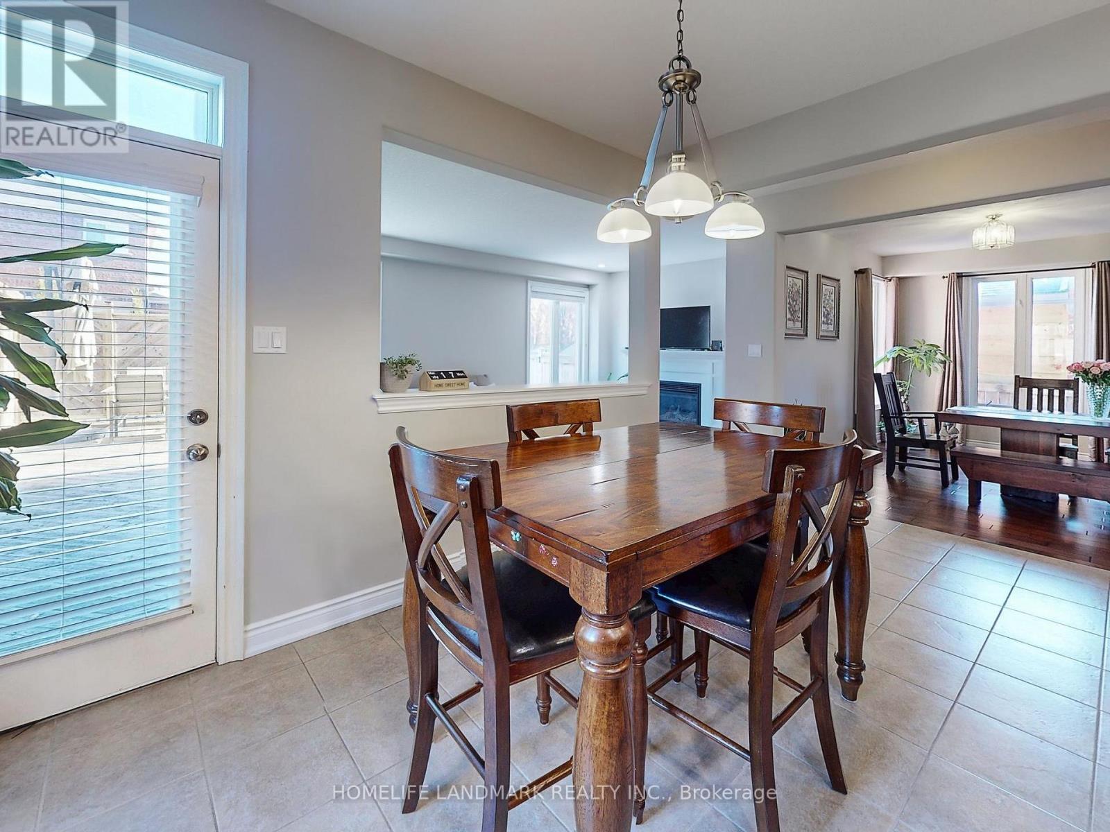 73 Graihawk Drive, Barrie, ON - Indoor Photo Showing Dining Room