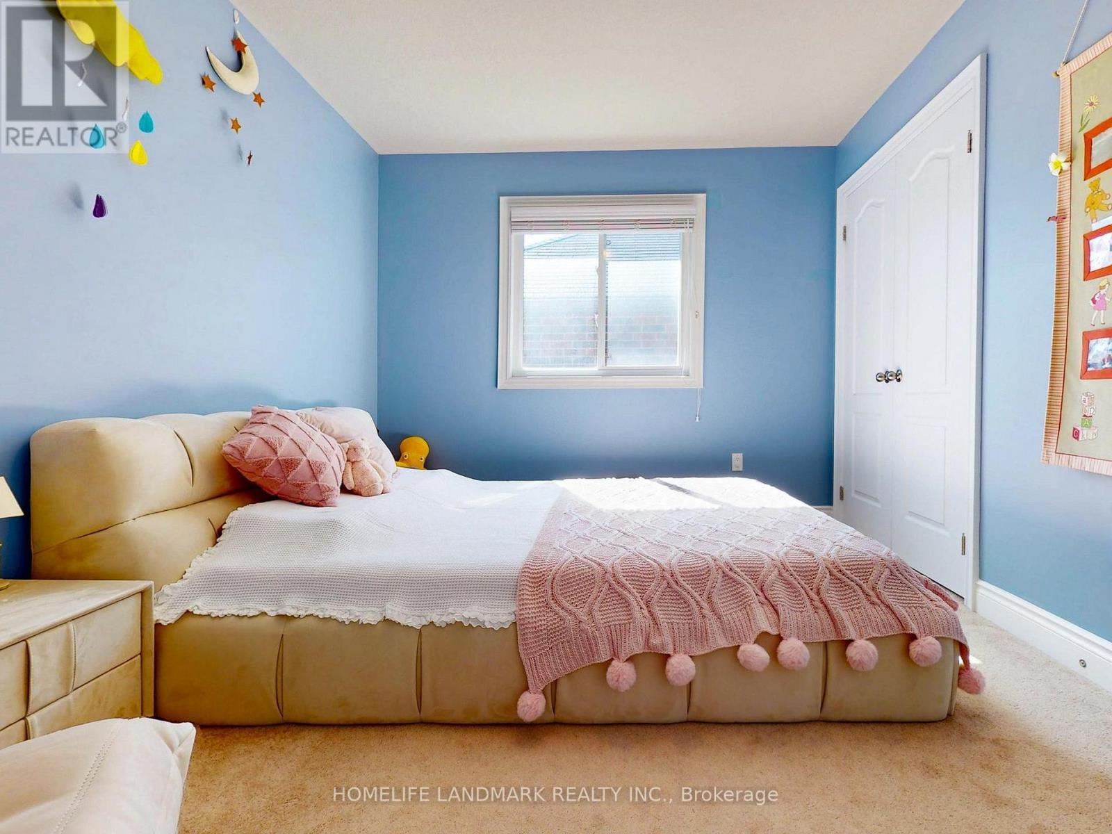 73 Graihawk Drive, Barrie, ON - Indoor Photo Showing Bedroom