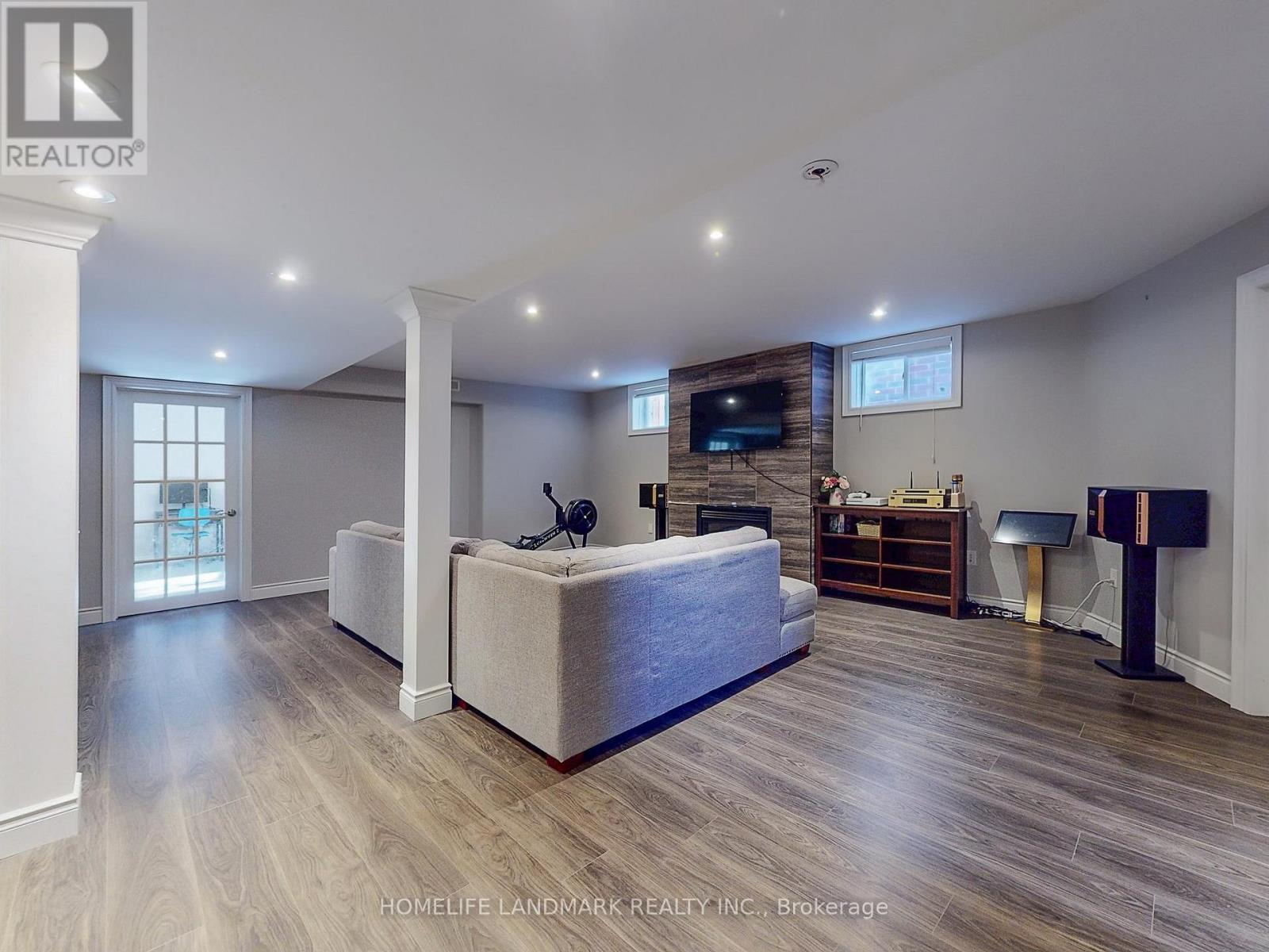 73 Graihawk Drive, Barrie, ON - Indoor Photo Showing Other Room