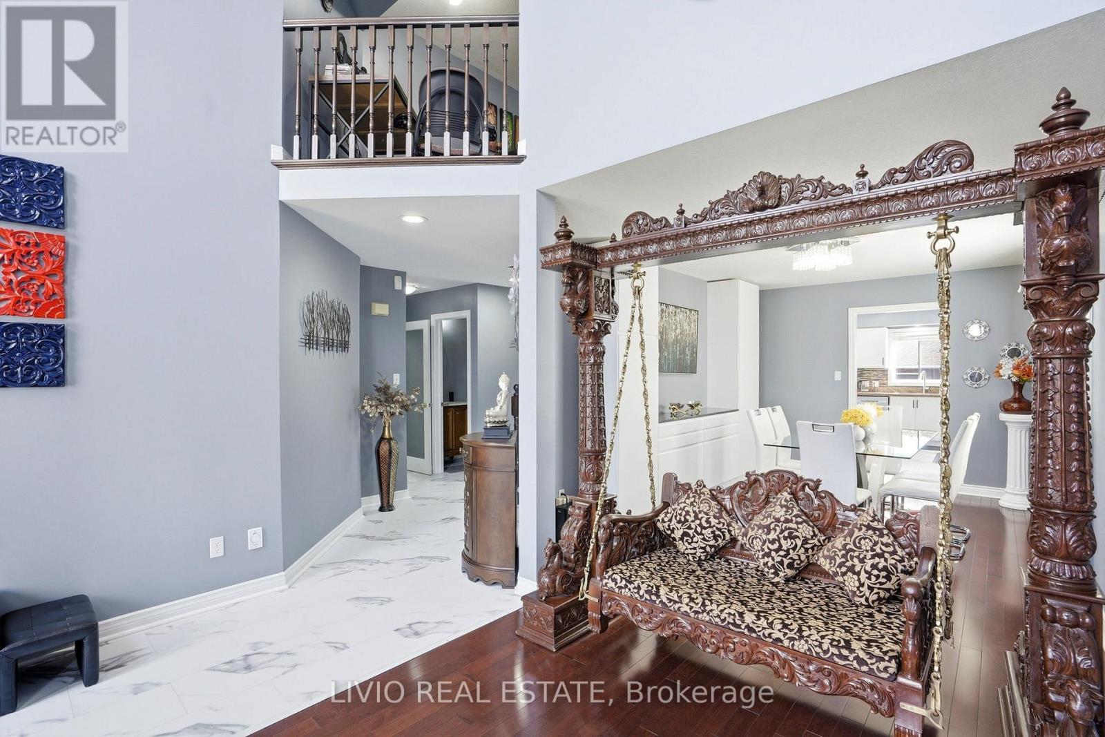 19 Konstantine Court, Hamilton, ON - Indoor Photo Showing Other Room