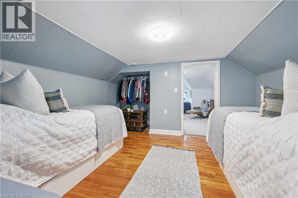 310 Kitchener Road, Cambridge, ON - Indoor Photo Showing Bedroom