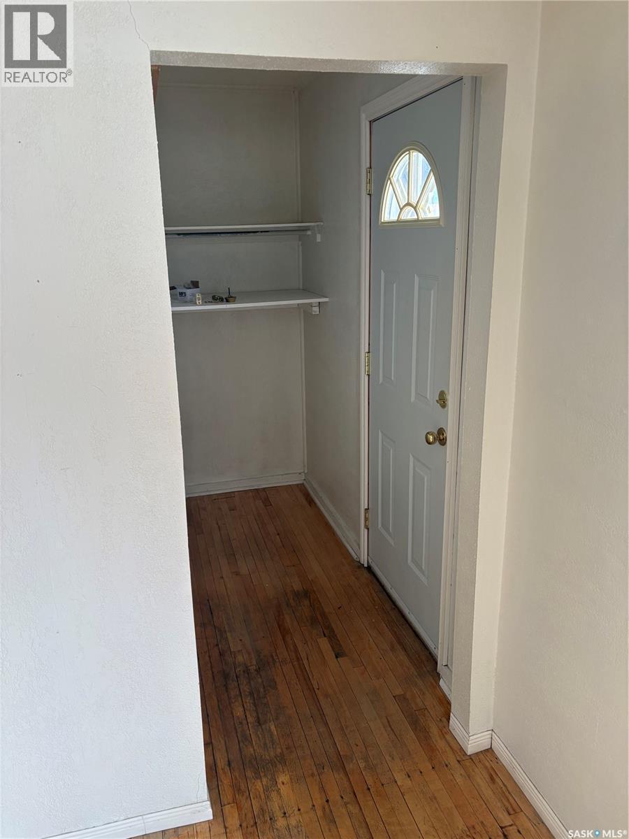 515 King Street, Weyburn, SK - Indoor Photo Showing Other Room
