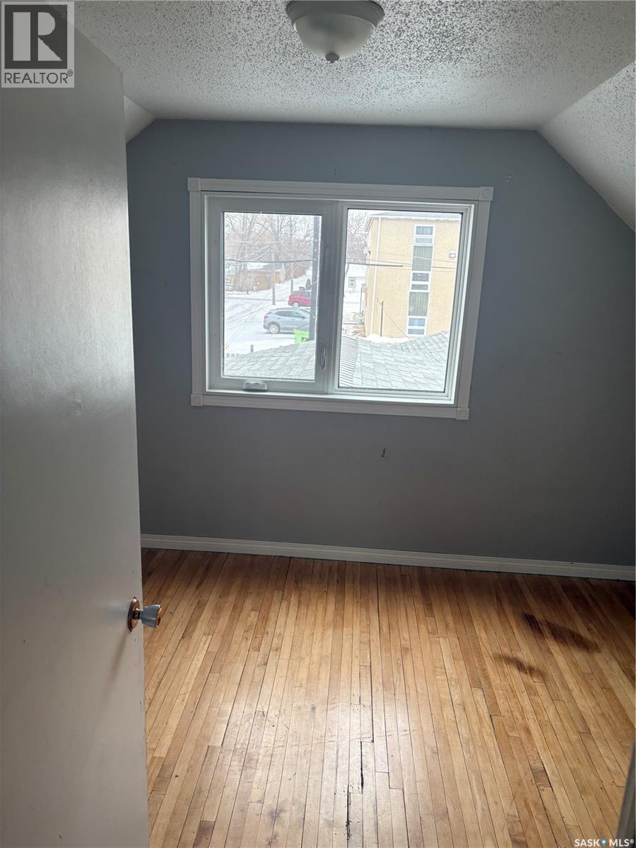 515 King Street, Weyburn, SK - Indoor Photo Showing Other Room