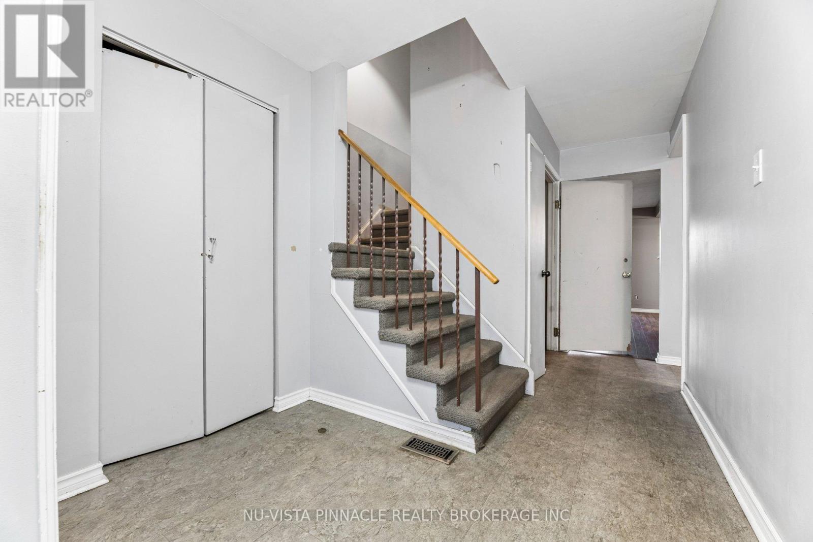 1627 Alwin Circle, Pickering (Village East), ON - Indoor Photo Showing Other Room