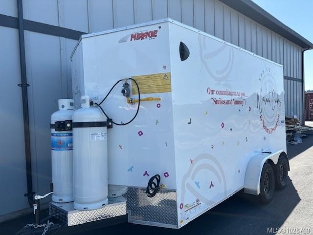 . Cls Ave, Saanich, BC