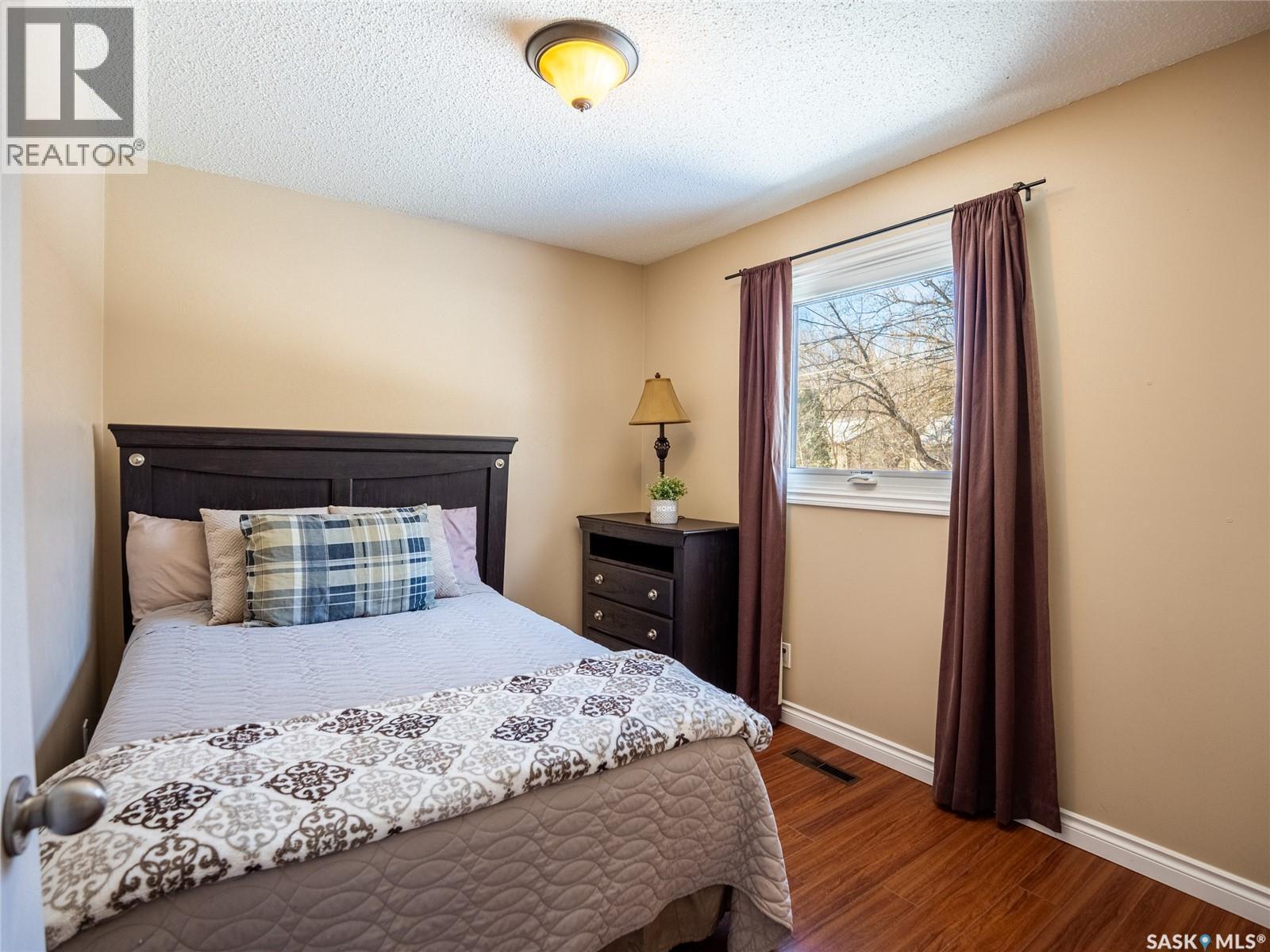 128 Mcdougall Crescent, Regina, SK - Indoor Photo Showing Bedroom