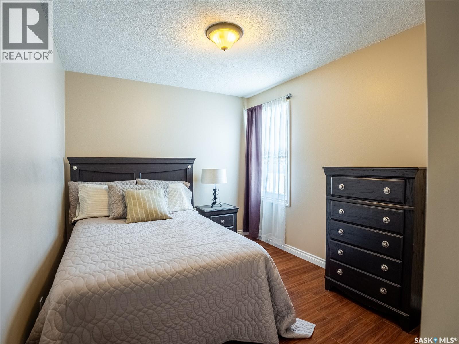 128 Mcdougall Crescent, Regina, SK - Indoor Photo Showing Bedroom