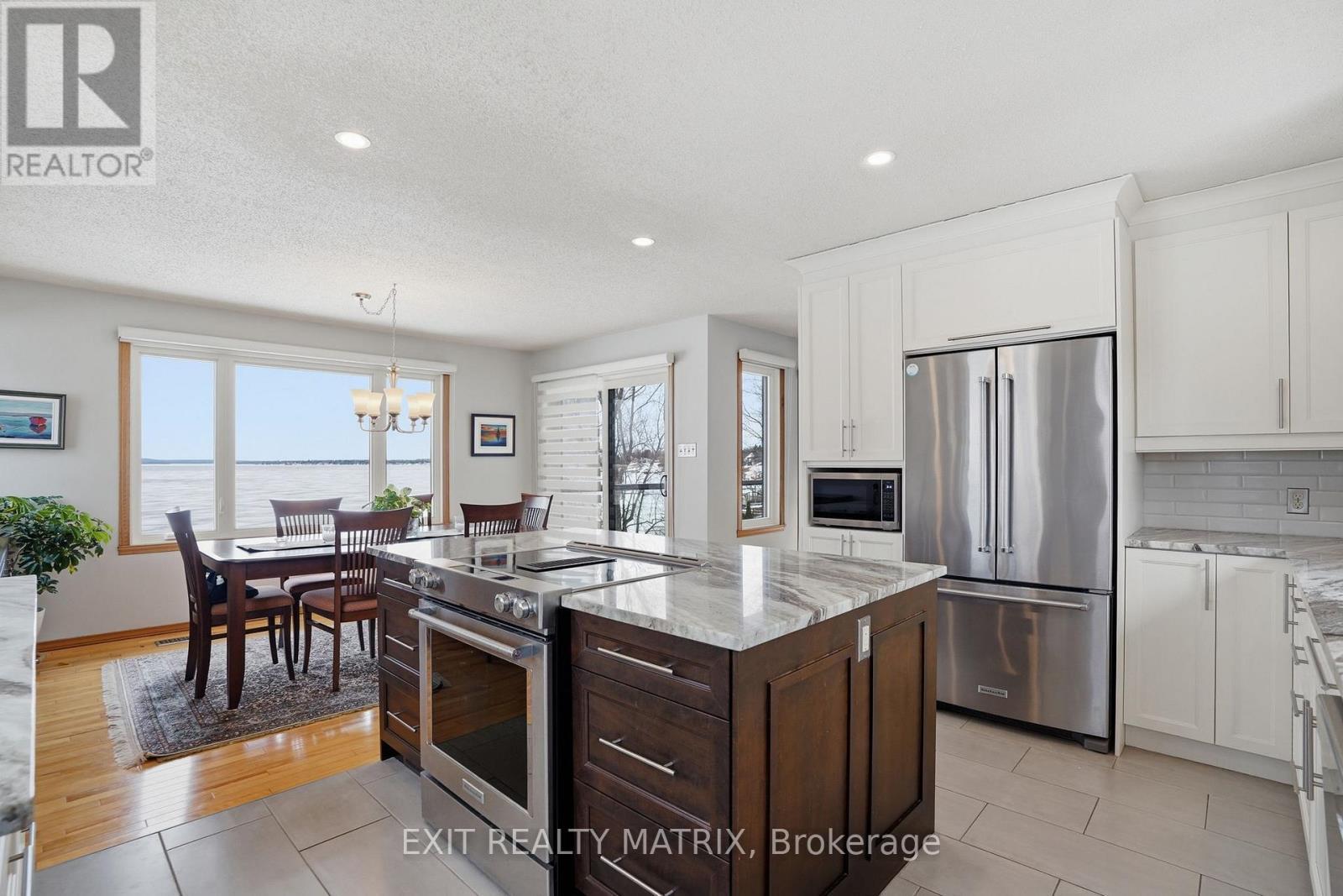 2176 Bay Road, Champlain, ON - Indoor Photo Showing Kitchen