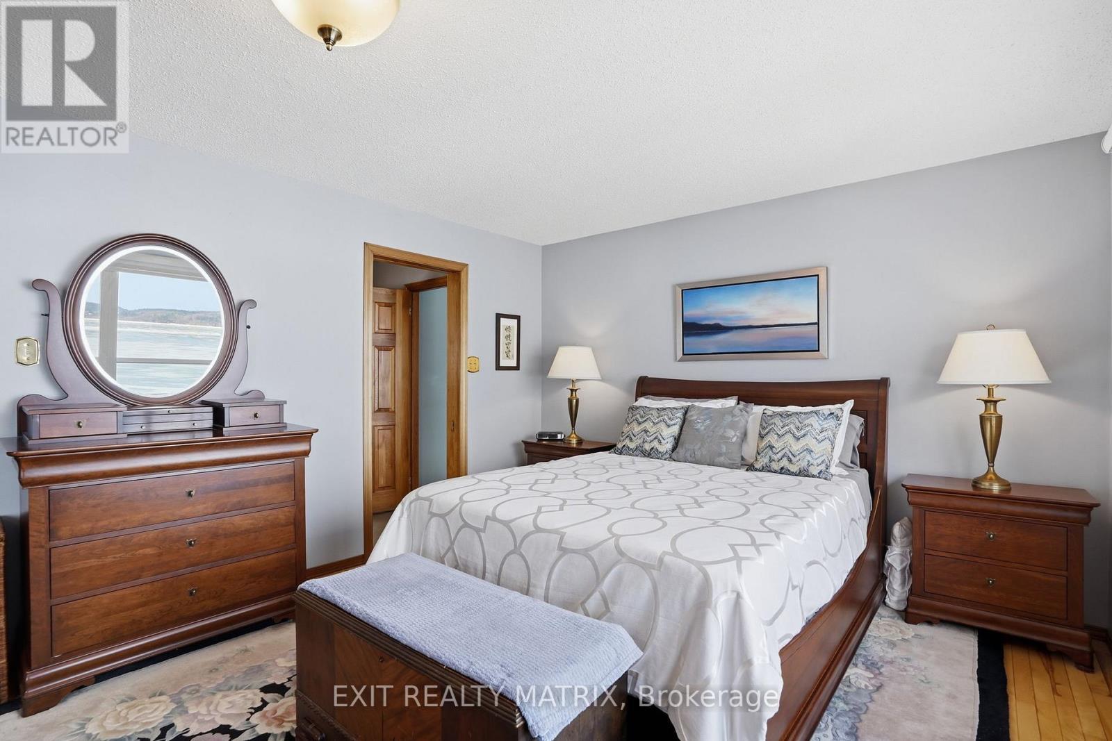 2176 Bay Road, Champlain, ON - Indoor Photo Showing Bedroom