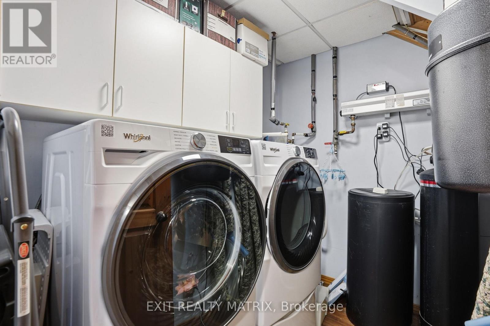 2176 Bay Road, Champlain, ON - Indoor Photo Showing Laundry Room