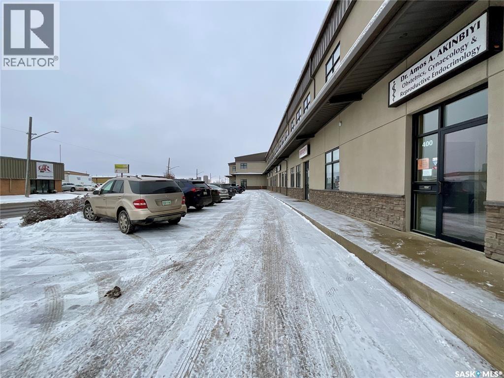 400 Dewdney Avenue, Regina, SK