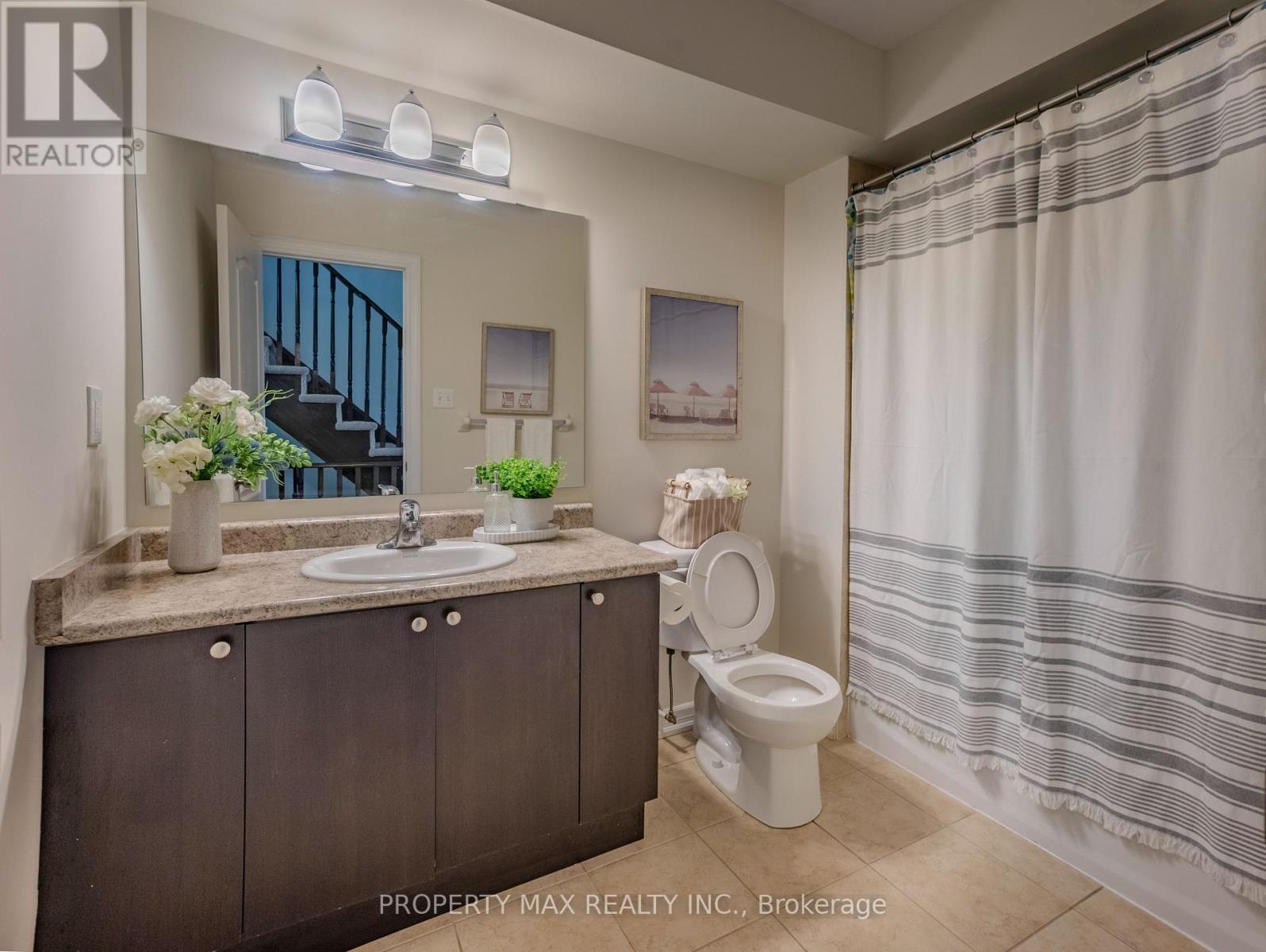 2589 Bromus Path, Oshawa, ON - Indoor Photo Showing Bathroom